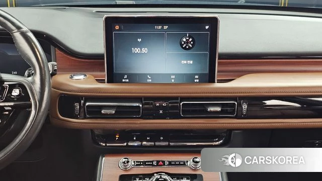 Lincoln Aviator 2nd generation 2021 Небесно-голубой из Кореи, фото 5