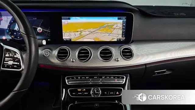 Mercedes-Benz E-Class W213 2020 Белый из Кореи, фото 5