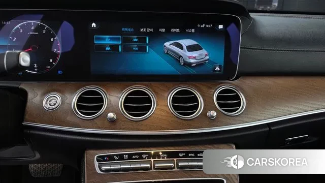 Mercedes-Benz E-Class W213 2023 Черный из Кореи, фото 5