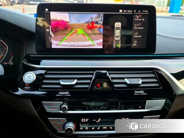 BMW 5 Series (G30) 2022 Белый из Кореи, фото 5