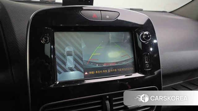 Renault Korea (Samsung) Clio 2019 Красный из Кореи, фото 5