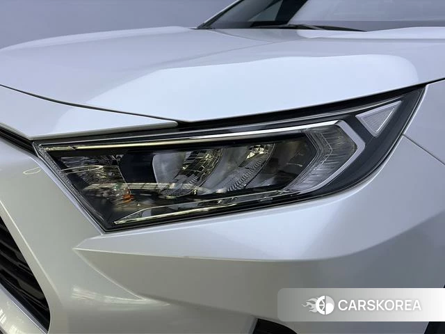 Toyota RAV4 Rongfang 2022 Белый из Китая, фото 5