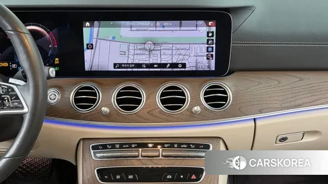 Mercedes-Benz E-Class W213 2023 Черный из Кореи, фото 5