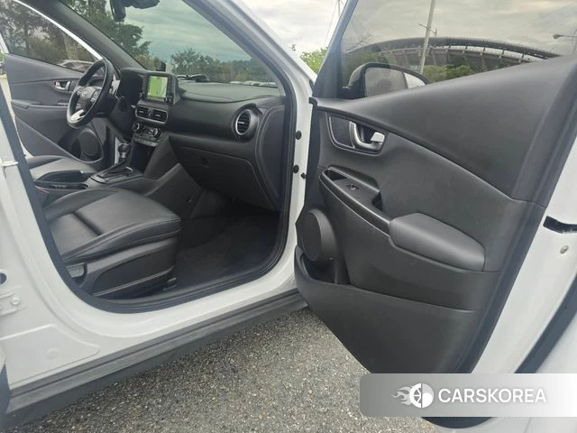 Hyundai Kona 2019 Белый из Кореи, фото 5