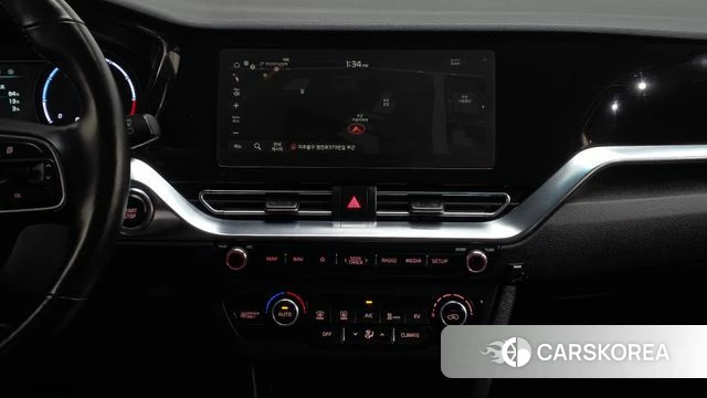 Kia Niro Plus 2022 Белый из Кореи, фото 5