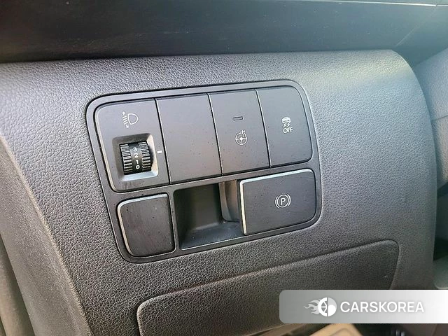 Hyundai Staria 2021 Серебряный из Кореи, фото 5