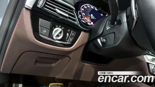 BMW 5 Series (G30) 2023 Серый из Кореи, фото 5