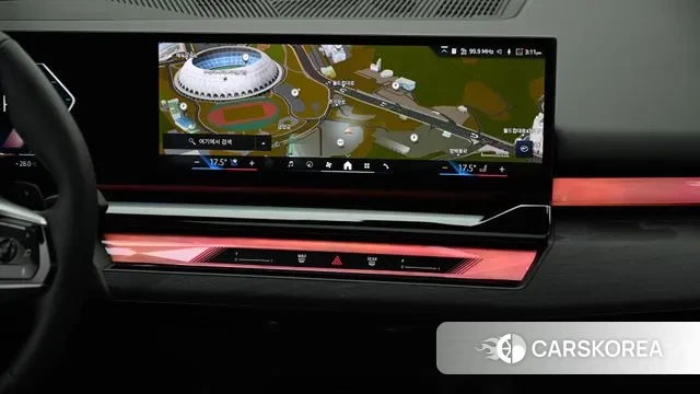 BMW 5 Series (G60) 2024 Черный из Кореи, фото 5