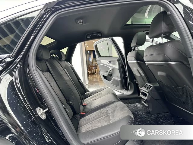 Audi A6L 2021 Черный из Китая, фото 5