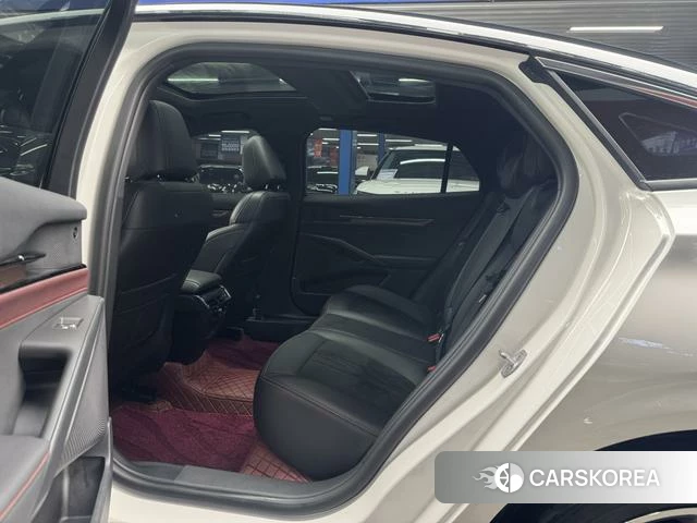 Ford Mondeo 2023 Белый из Китая, фото 5