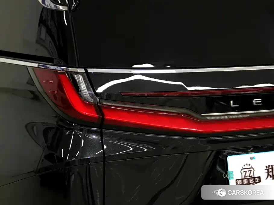 Lexus LM 2024 Черный из Китая, фото 5