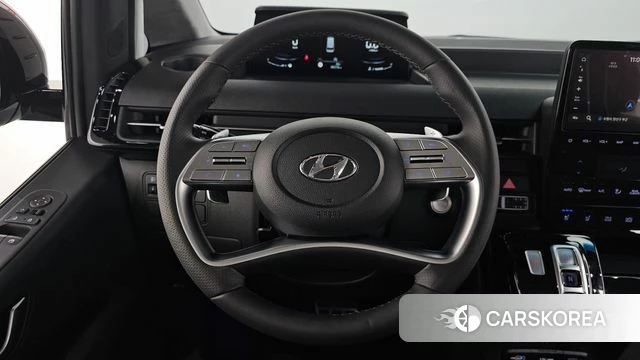 Hyundai Staria 2023 Серебристо-серый из Кореи, фото 5