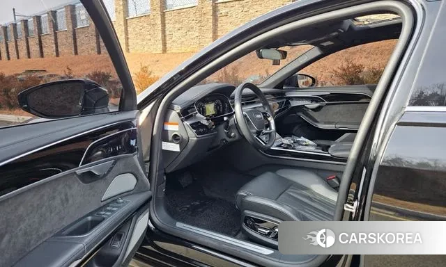 Audi A8 (D5) 2021 Черный из Кореи, фото 5