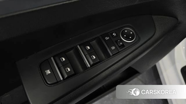 Kia The New K3 2nd generation 2021 Белый из Кореи, фото 5