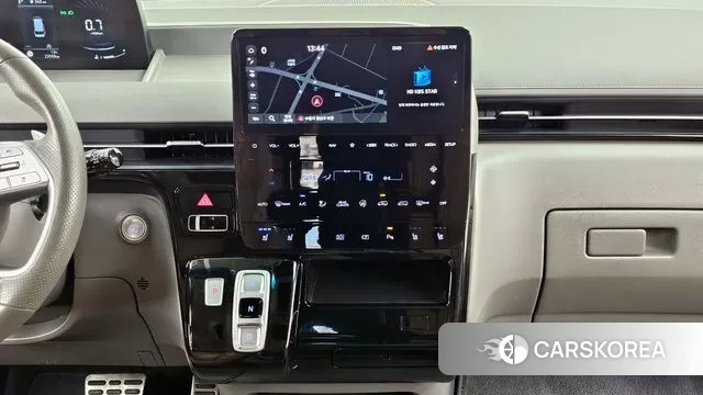 Hyundai Staria 2024 Белый из Кореи, фото 5