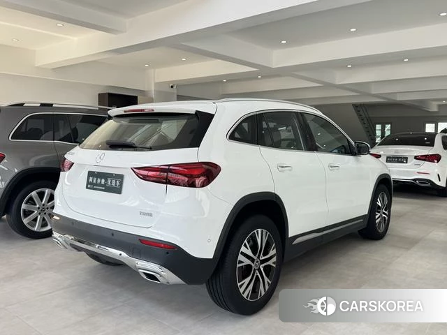 Mercedes-Benz GLA 2024 Белый из Китая, фото 5