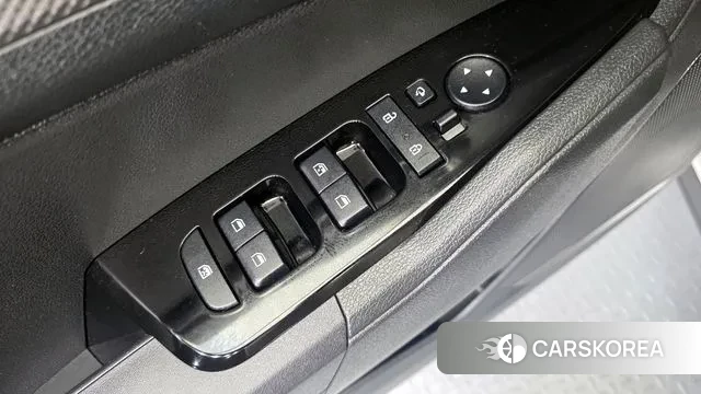 Kia Sportage 5th Generation 2022 Белый из Кореи, фото 5