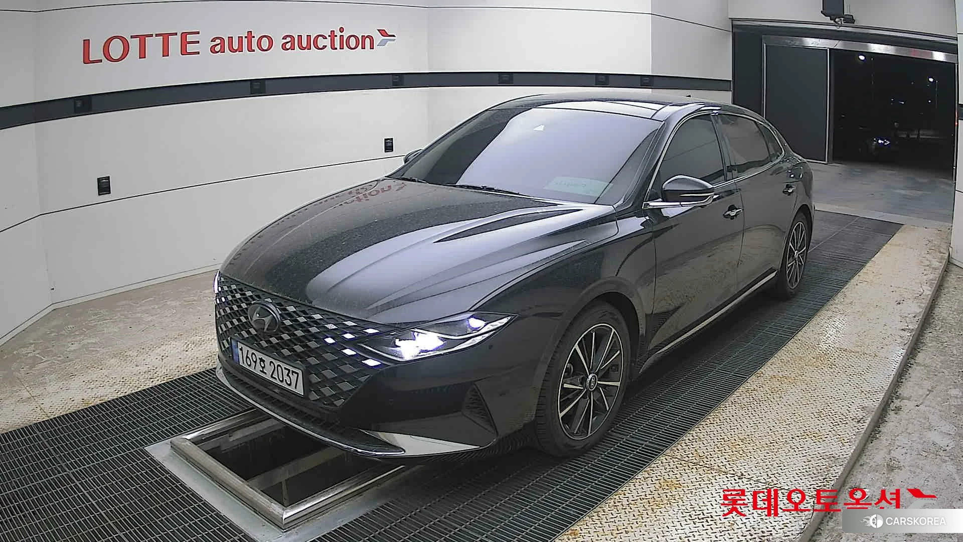 Hyundai Grandeur 2022 Midnight Black Pearl из Кореи, фото 5