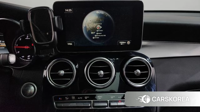 Mercedes-Benz GLC-Class X253 2018 Белый из Кореи, фото 5