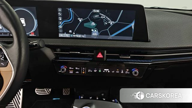 Kia EV6 2023 Черный из Кореи, фото 5