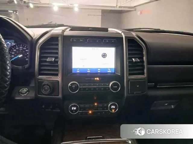 Ford Expeditation 2021 Серебристо-серый из Кореи, фото 5