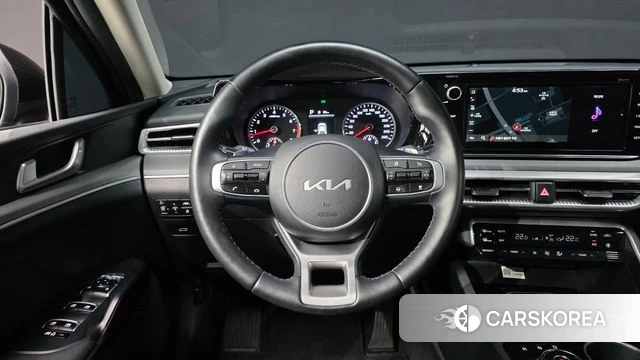 Kia K5 3rd generation 2022 Черный из Кореи, фото 5