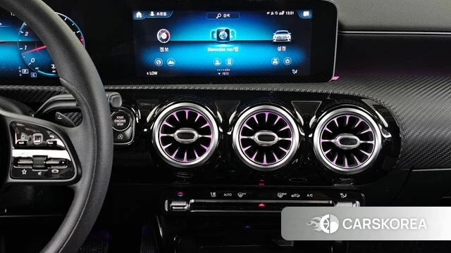 Mercedes-Benz A-Class W177 2020 Белый из Кореи, фото 5