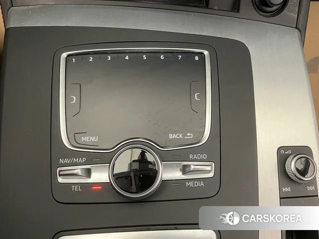 Audi Q5L 2021 Белый из Китая, фото 5