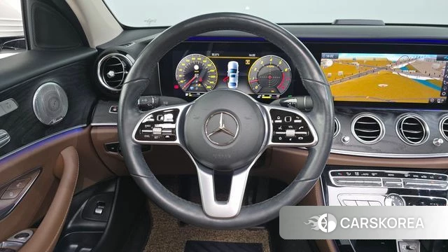 Mercedes-Benz E-Class W213 2020 Белый из Кореи, фото 5
