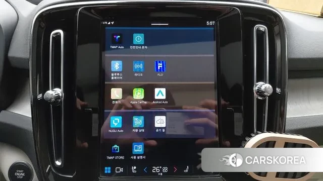 Volvo XC40 2024 Белый из Кореи, фото 5