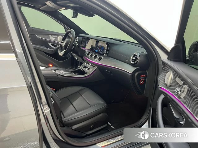 Mercedes-Benz E-Class W213 2022 Серебристо-серый из Кореи, фото 5
