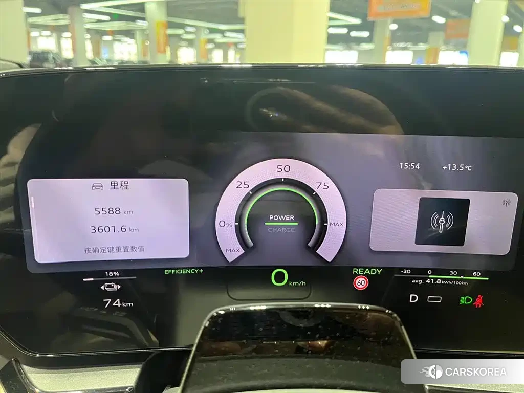 Audi Q6L e-tron 2025 Silver/gray из Китая, фото 5