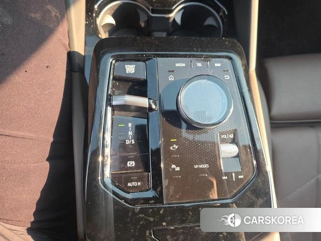 BMW 5 Series (G60) 2024 Белый из Кореи, фото 5