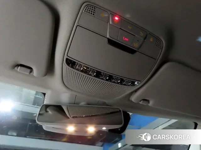 Mercedes-Benz C-Class W205 2019 Белый из Кореи, фото 5