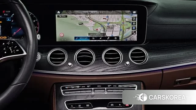 Mercedes-Benz E-Class W213 2023 Белый из Кореи, фото 5