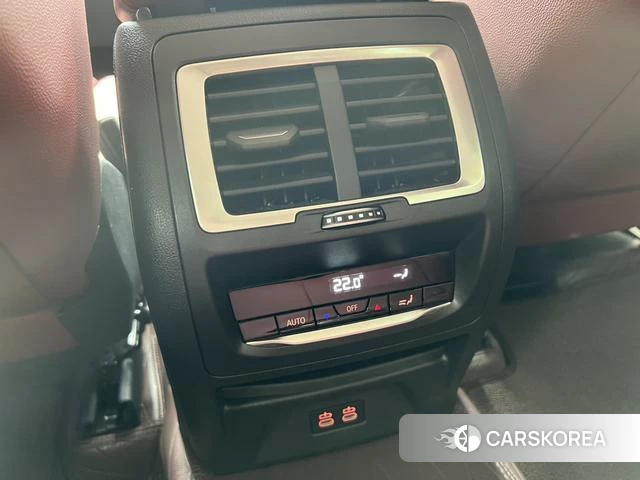 BMW iX3 2025 Черный из Китая, фото 5