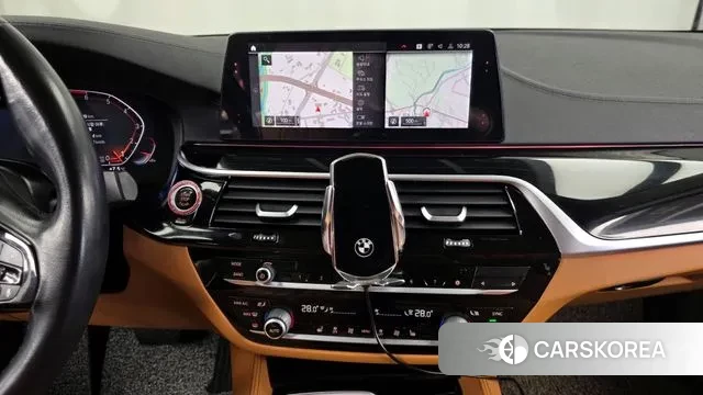 BMW 5 Series (G30) 2019 Синий из Кореи, фото 5