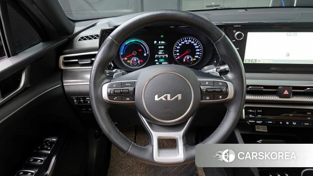 Kia K5 Hybrid 3rd Generation 2023 Черный из Кореи, фото 5