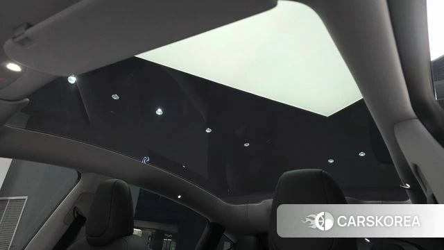 Tesla Model Y 2025 Белый из Кореи, фото 5