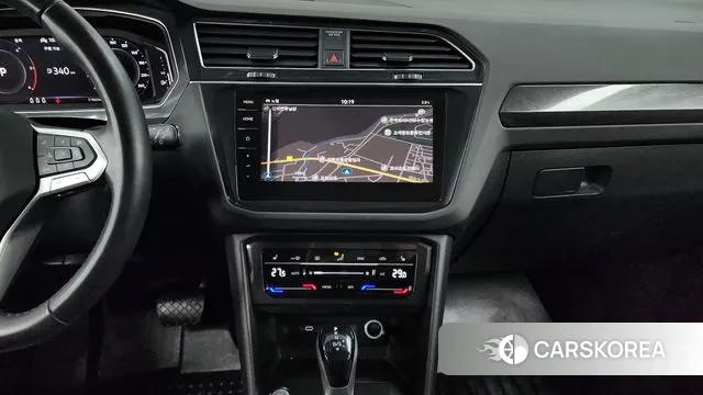 Volkswagen Tiguan second Generation 2023 Белый из Кореи, фото 5