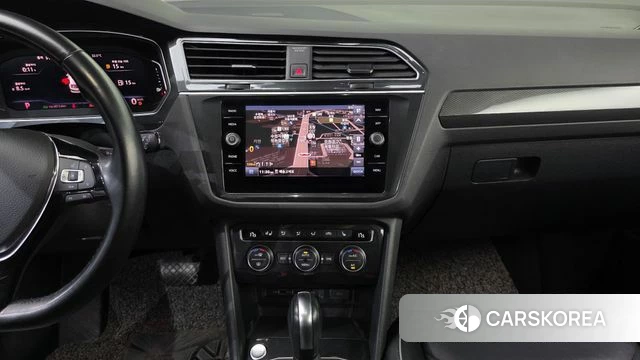 Volkswagen Tiguan second Generation 2020 Серебряный из Кореи, фото 5
