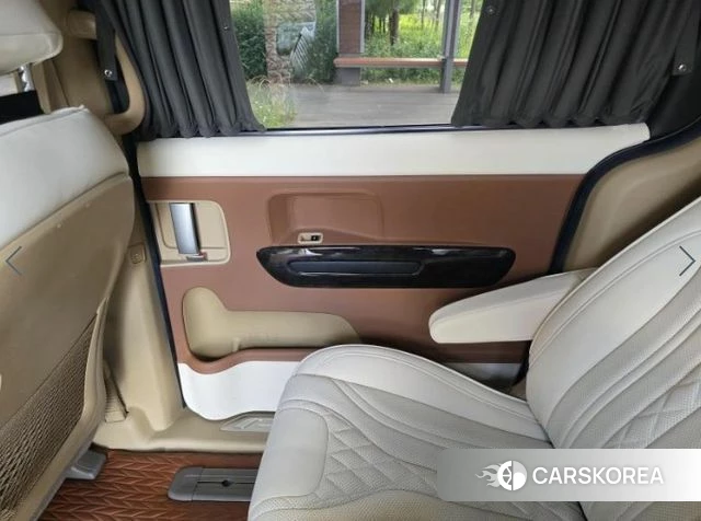 Kia The New Carnival 2019 Белый из Кореи, фото 5