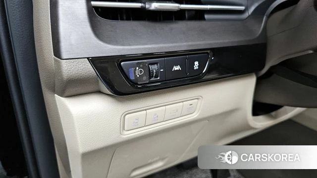 Kia Carnival 4th generation 2023 Черный из Кореи, фото 5