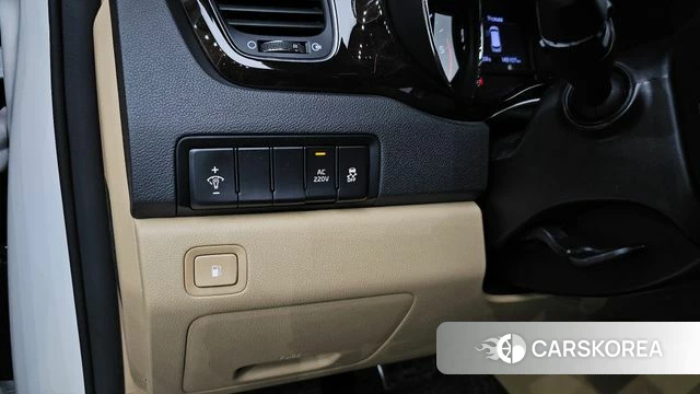 Kia The New Carnival 2018 Белый из Кореи, фото 5