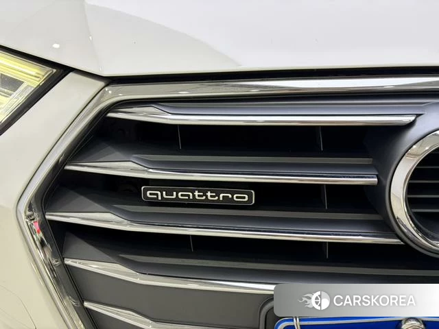 Audi A4L 2018 Белый из Китая, фото 5
