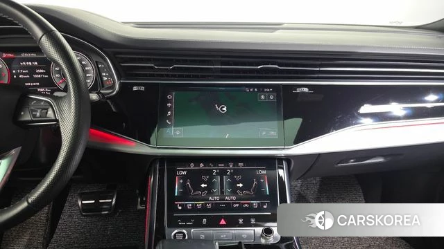 Audi Q8 (4M) 2022 Черный из Кореи, фото 5
