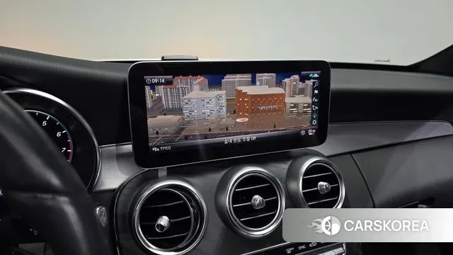 Mercedes-Benz C-Class W205 2021 Белый из Кореи, фото 5