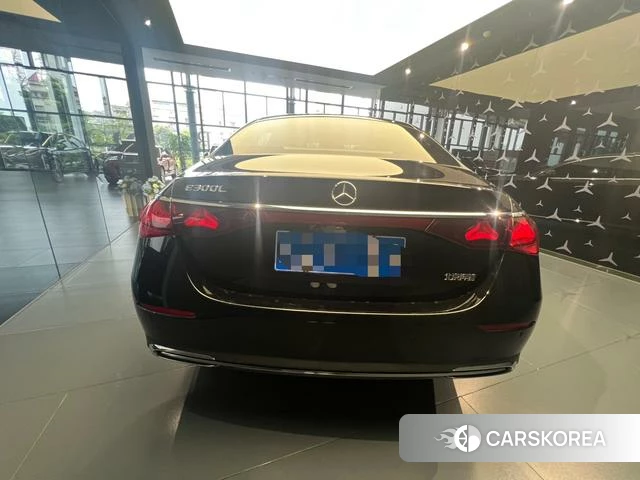 Mercedes-Benz E-class 2025 Черный из Китая, фото 5
