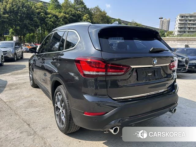 BMW X1 2022 Темно-серый из Китая, фото 5