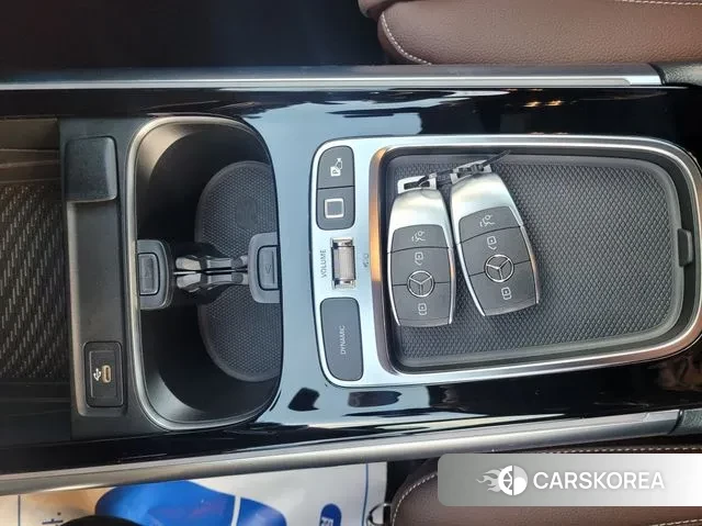 Mercedes-Benz GLA - Class H247 2025 Черный из Кореи, фото 5